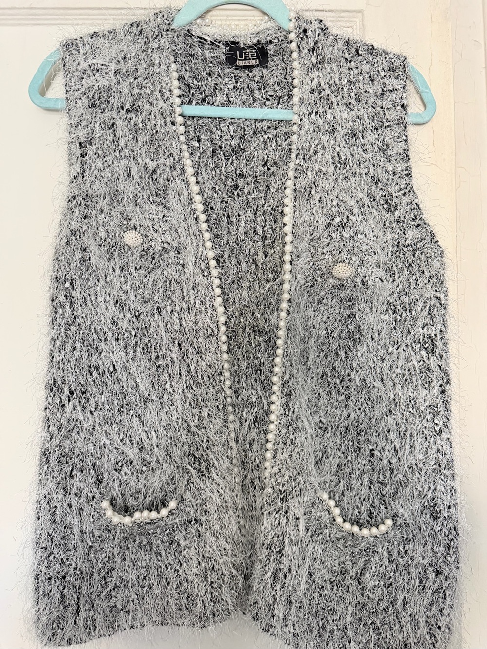 Lee Gray open- front Fluffy knit vest Sleeveless Cardigan Vest with Pearl Trim